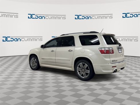 Used 2011 GMC Acadia Denali image 6