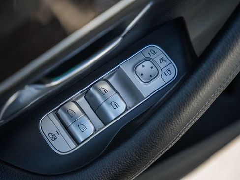Certified 2022 Mercedes-Benz GLS 450 4MATIC image 40