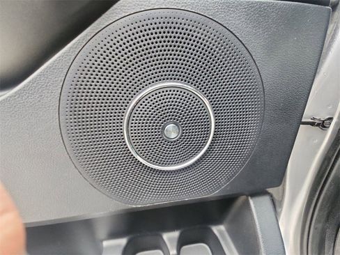 Used 2021 Ford Expedition Limited image 25