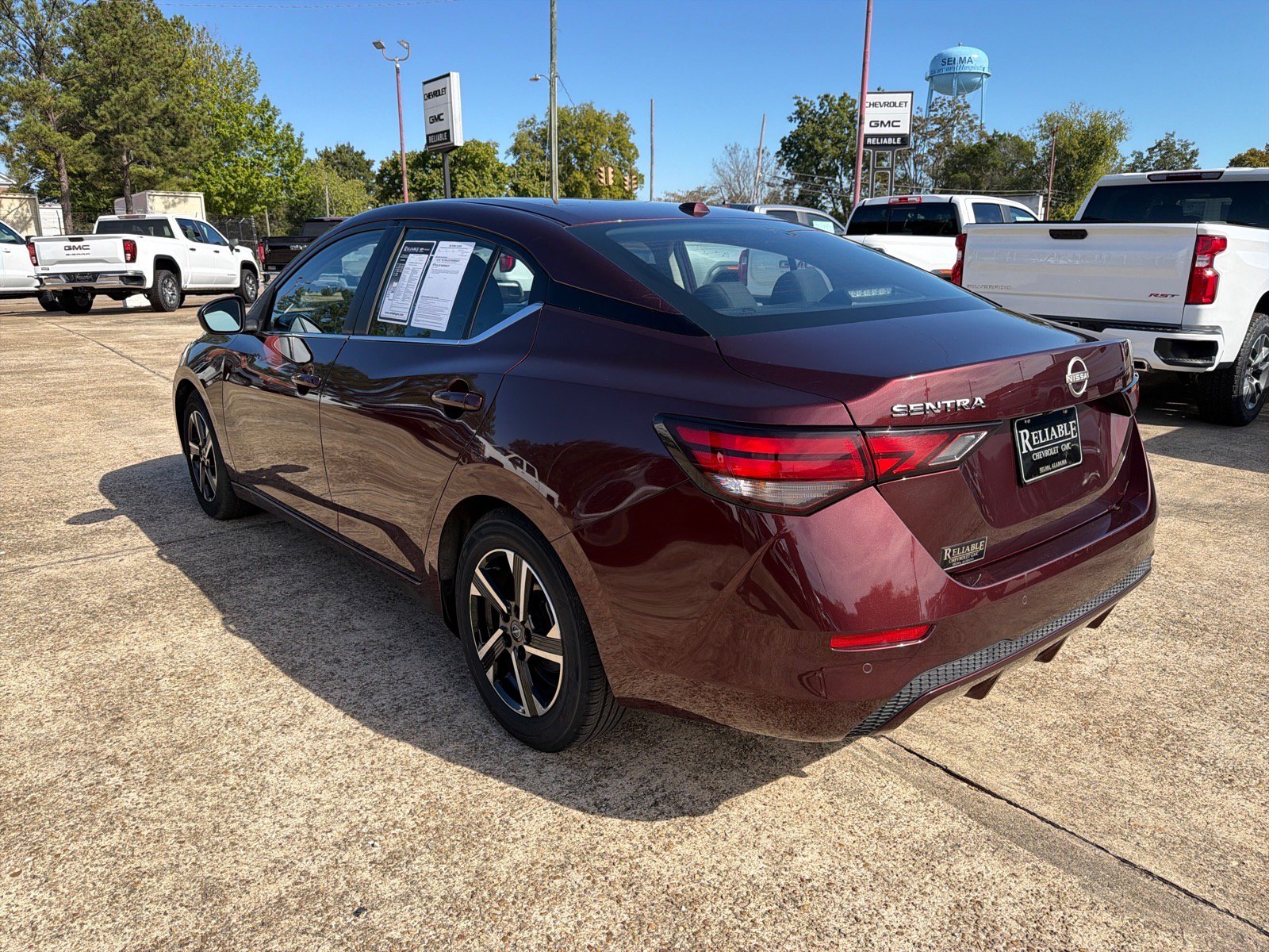 Used 2025 Nissan Sentra SV FWD image 4
