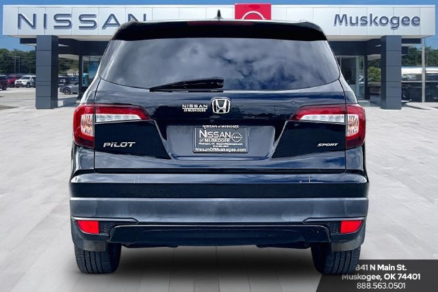Used 2022 Honda Pilot Sport image 6