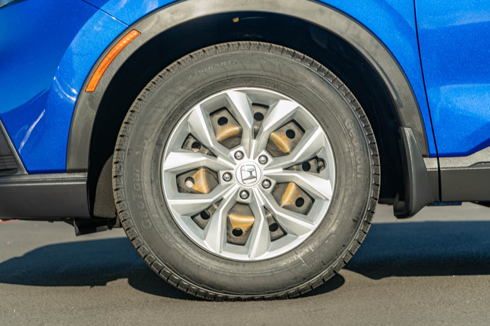 Used 2024 Honda CR-V LX image 5