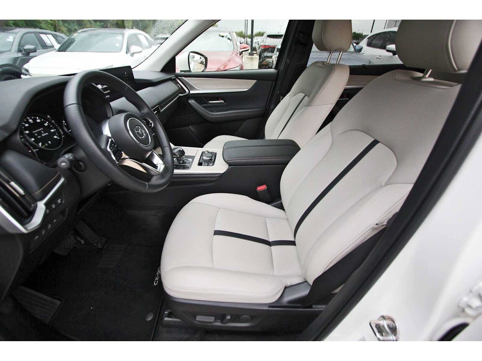 Used 2026 MAZDA CX-90 3.3 Turbo w/ Preferred Package AWD/4WD image 10