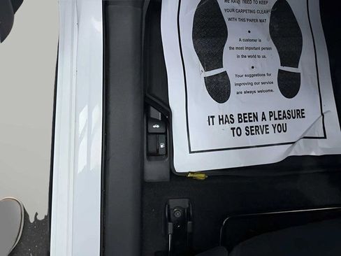 Used 2024 Toyota Corolla SE image 14