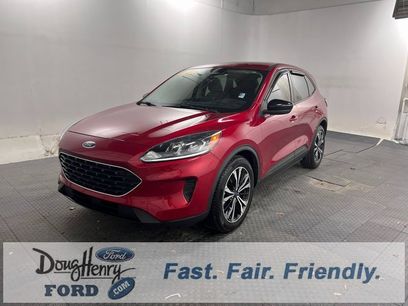 Used 2021 Ford Escape SE w/ SE Sport Appearance Package