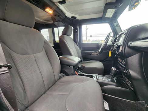 Used 2016 Jeep Wrangler Unlimited Sport w/ Quick Order Package 24S image 42