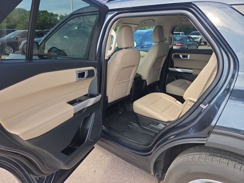 Certified 2023 Ford Explorer XLT w/ Equipment Group 202A AWD/4WD image 40