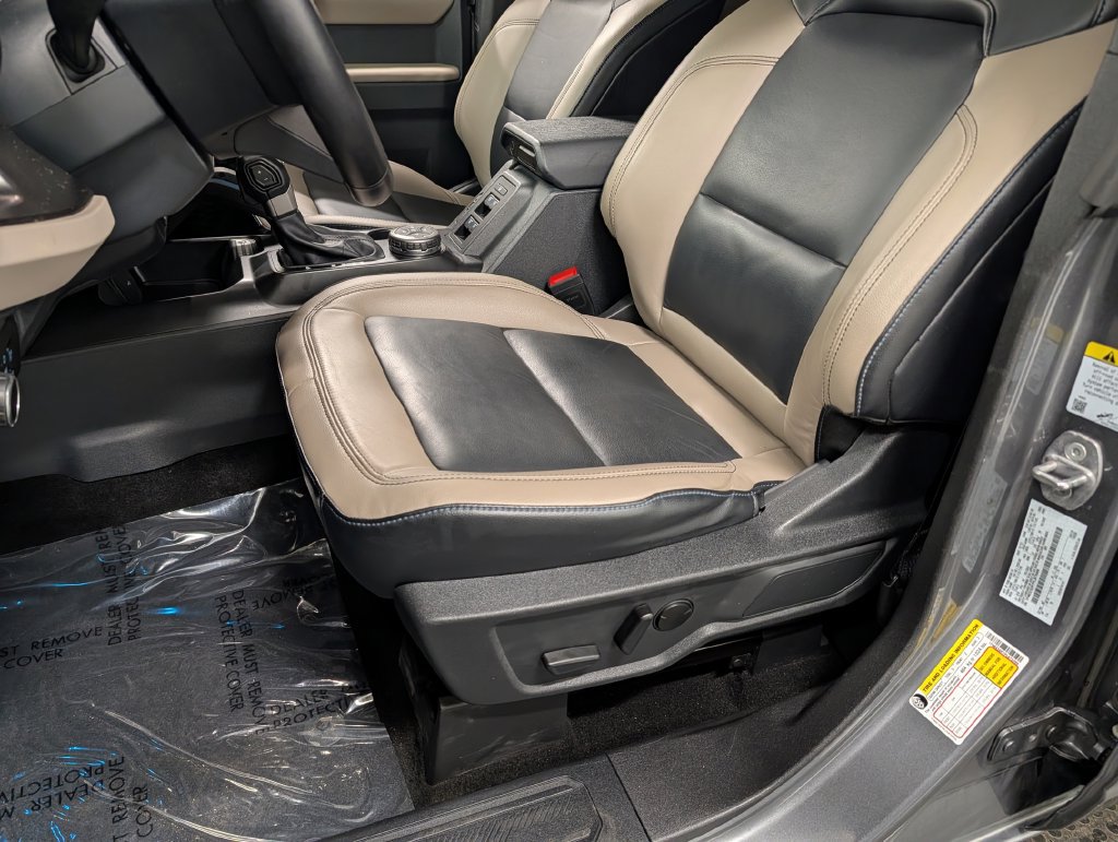 Certified 2023 Ford Bronco Wildtrak AWD/4WD image 12
