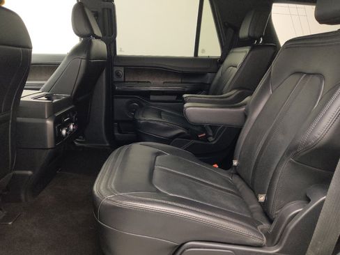 Used 2021 Ford Expedition Limited AWD/4WD image 18