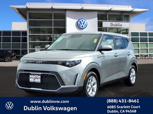 Used 2023 Kia Soul LX w/ Option Group 015 image 8