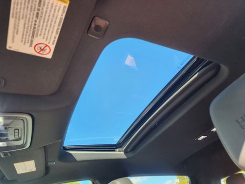 Used 2023 Chevrolet Silverado 2500 High Country image 28