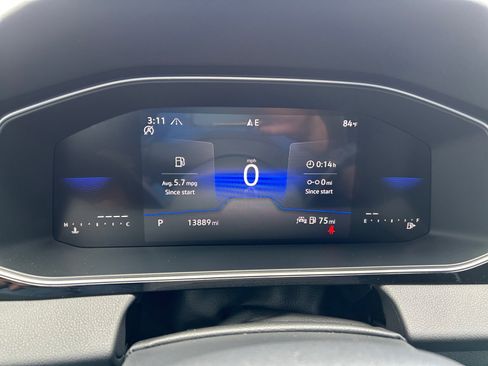 Used 2025 Volkswagen Jetta Sport image 15