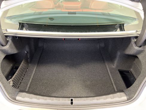 Certified 2025 BMW 330i Sedan image 30