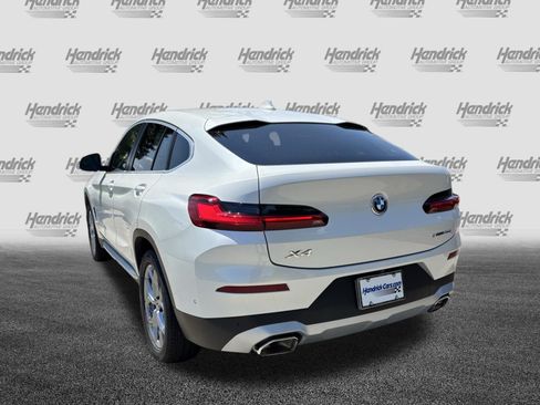 Certified 2025 BMW X4 xDrive30i AWD/4WD image 8