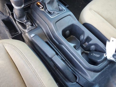 Certified 2020 Jeep Wrangler Sport S image 24