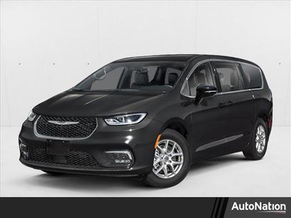 New 2026 Chrysler Pacifica Pinnacle