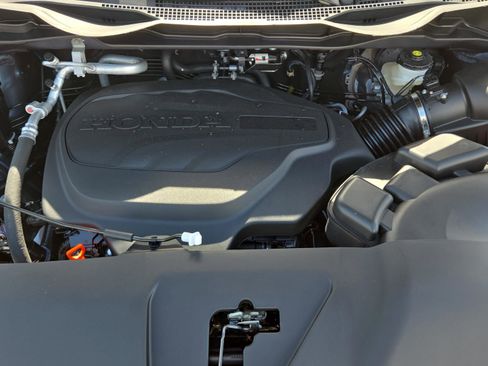 New 2026 Honda Odyssey Touring image 24