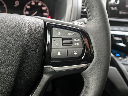 Used 2026 Honda Odyssey Elite image 19