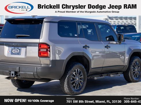 Used 2024 Toyota Land Cruiser image 5