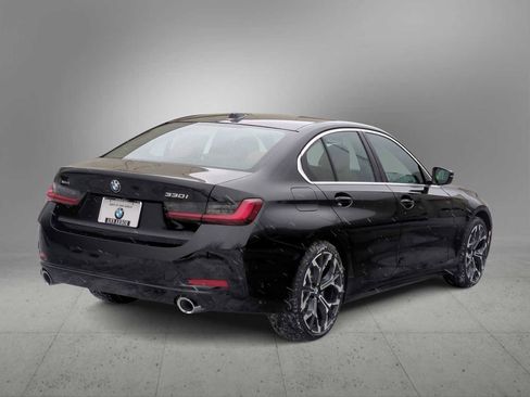 Used 2026 BMW 330i xDrive Sedan w/ Premium Package image 8