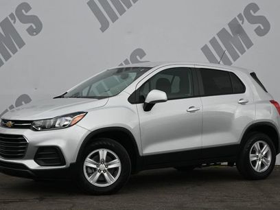 Used 2022 Chevrolet Trax LS w/ Tint and Cruise Package