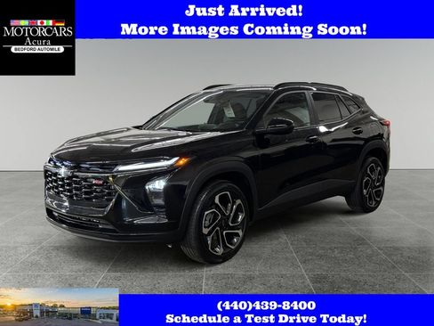 Used 2025 Chevrolet Trax RS FWD image 7