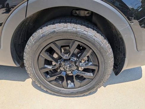 Used 2024 Kia Telluride SX Prestige X-Pro AWD/4WD image 31