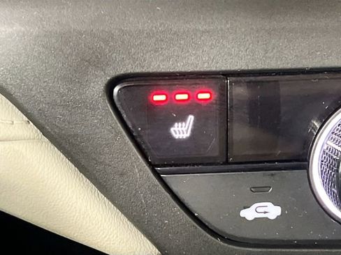 Certified 2024 Honda Accord EX image 23