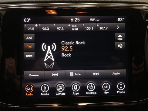 Used 2019 Jeep Grand Cherokee Limited w/ Trailer Tow Group IV image 20