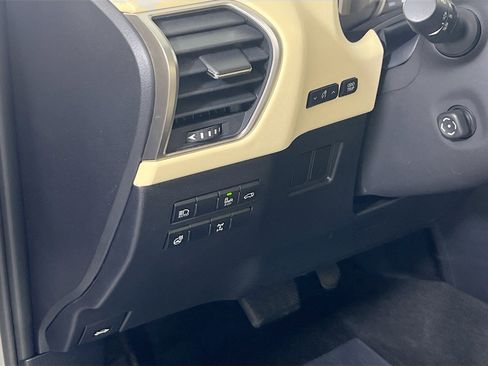 Used 2019 Lexus NX 300 AWD image 10