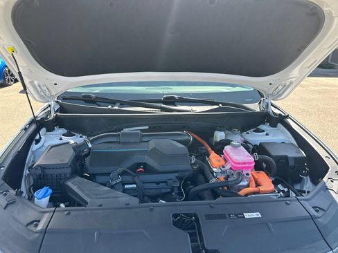 Used 2022 Hyundai Tucson Limited AWD/4WD image 46