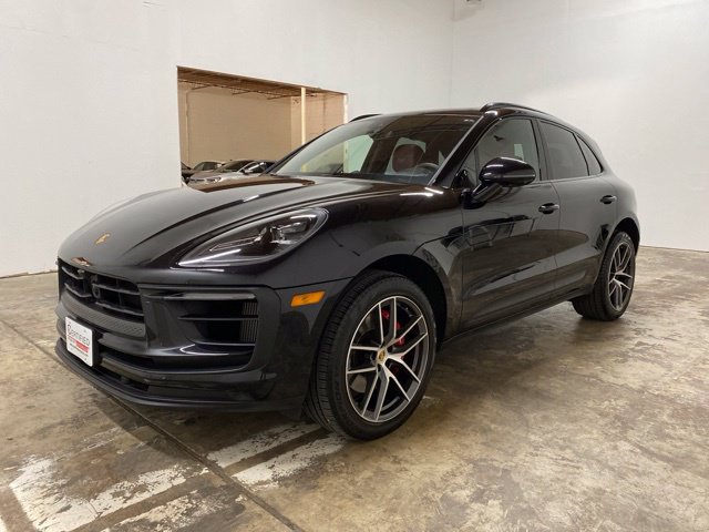 Used 2024 Porsche Macan S AWD/4WD image 1