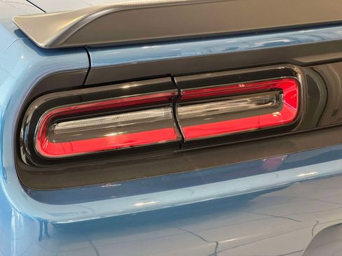 Used 2021 Dodge Challenger R/T Scat Pack w/ Driver Convenience Group RWD image 12