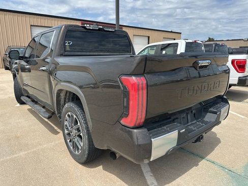 Used 2022 Toyota Tundra Limited RWD image 3