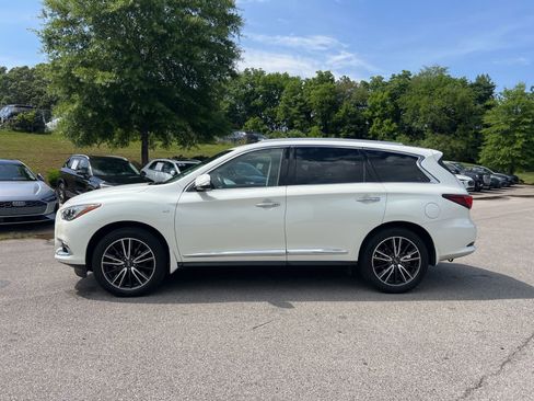 Used 2019 INFINITI QX60 Luxe w/ Sensory Package FWD image 9