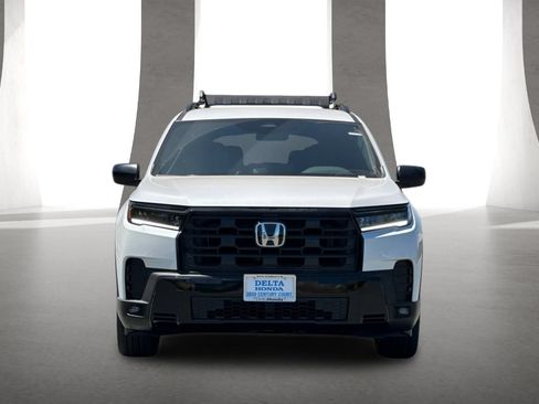 New 2026 Honda Pilot Sport image 9