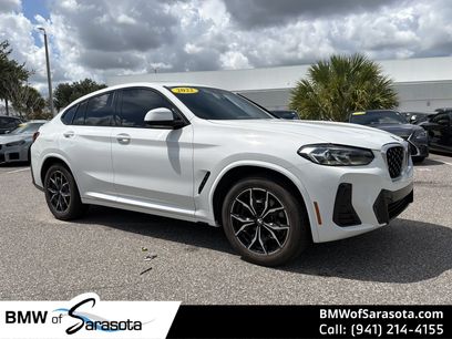 Used 2022 BMW X4 xDrive30i w/ M Sport Package 2