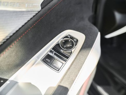 Used 2023 Chevrolet Corvette Z06 RWD image 18
