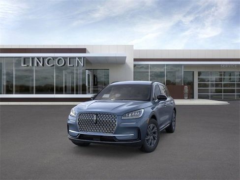 New 2026 Lincoln Corsair Premiere image 2