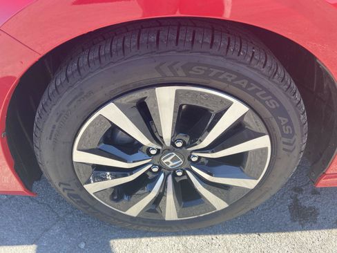 Used 2023 Honda Civic EX image 14