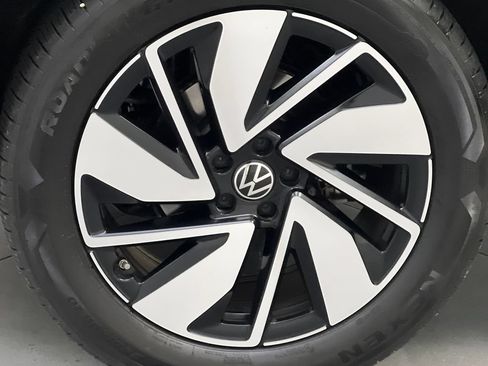 Used 2026 Volkswagen Atlas SE FWD image 73