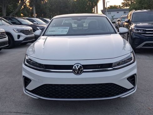 New 2026 Volkswagen Jetta SE FWD image 2