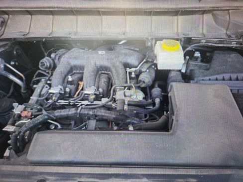 Used 2024 Nissan Pathfinder SV image 15