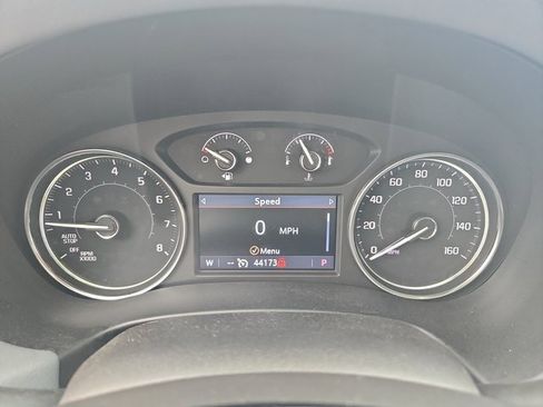 Used 2023 Buick Enclave Essence image 23