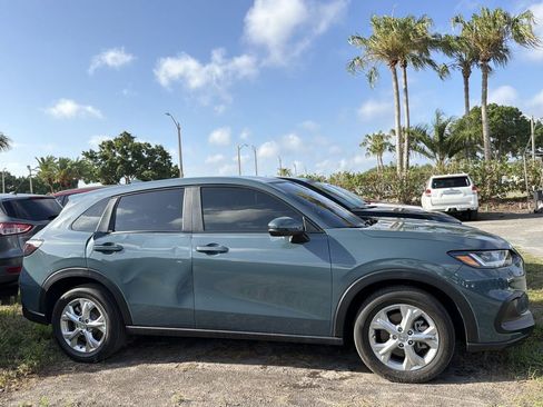 Used 2024 Honda HR-V LX image 10