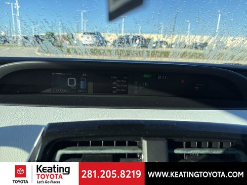 Used 2017 Toyota Prius Two image 20