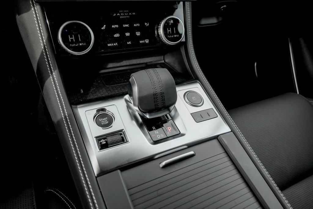 New 2026 Jaguar F-PACE R-Dynamic S AWD/4WD image 15