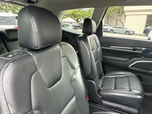 Certified 2023 Kia Telluride S AWD/4WD image 14