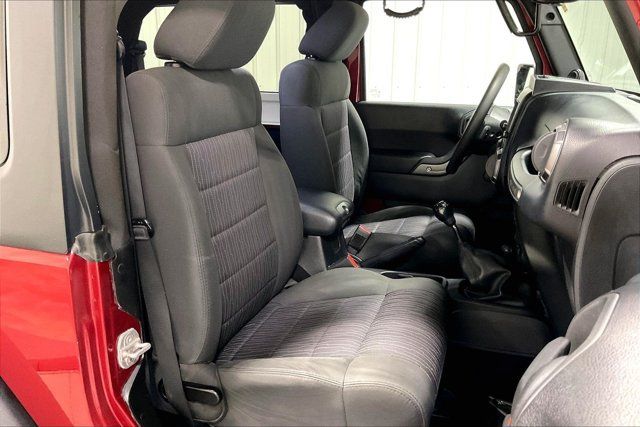 Used 2012 Jeep Wrangler Sport AWD/4WD image 7