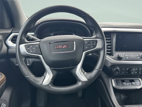 Used 2023 GMC Acadia SLE w/ Driver Convenience Package image 19